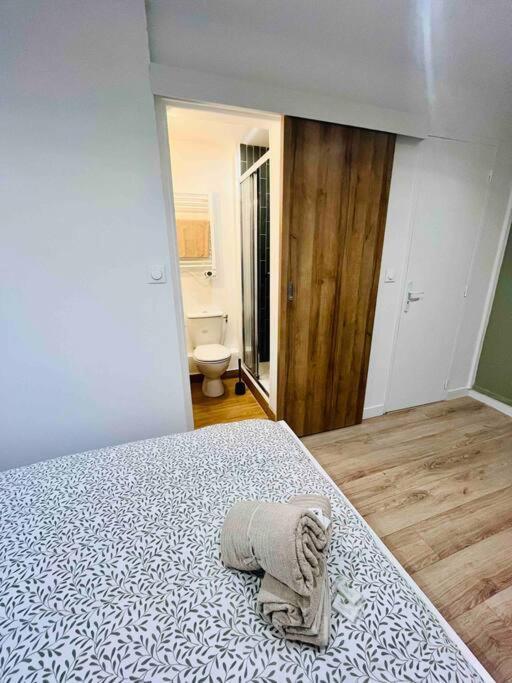 Ferienwohnung Les Orchidees Rouen Exterior foto